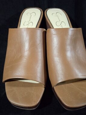 Jessica Simpson Women's Slip-On Open-Toe Mule in Tan